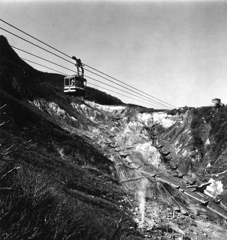 箱根ロープウェイが開通し箱根ゴールデンコースが完成（1960年）