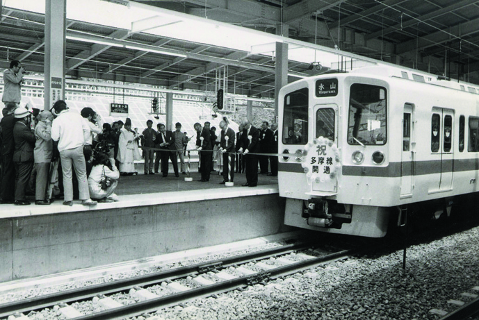 1974年に多摩線が開業