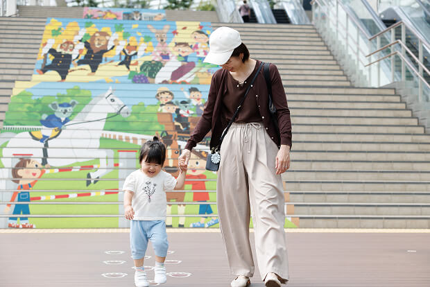 子育て中のファミリーのイメージ