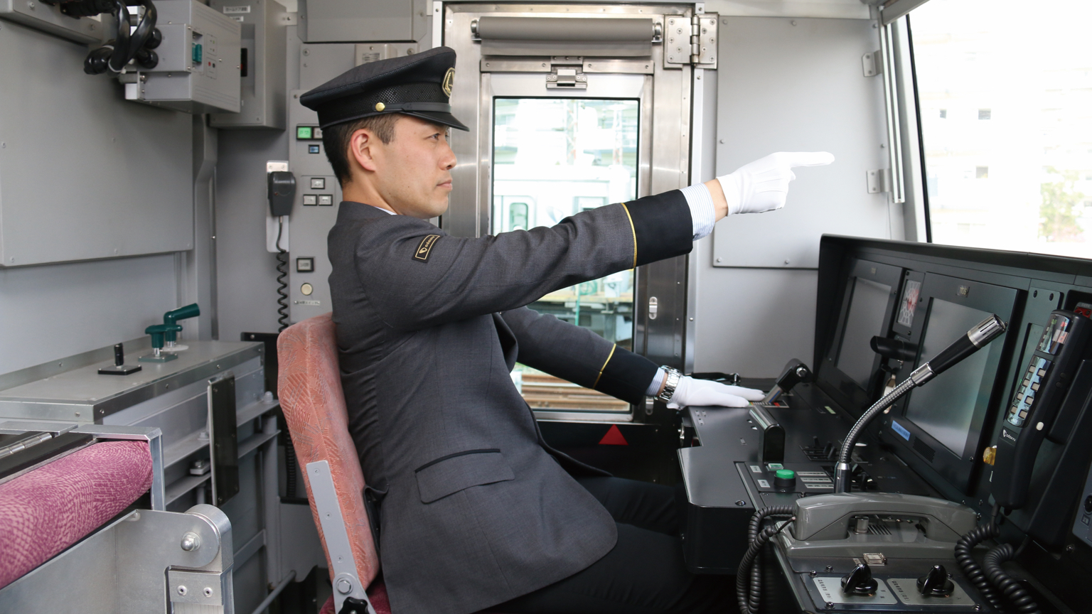 乗務所（運転士）のしごと