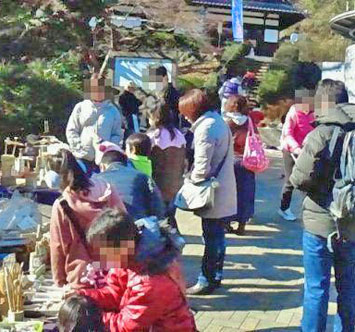 川崎市・生田緑地フリーマーケット（5月）