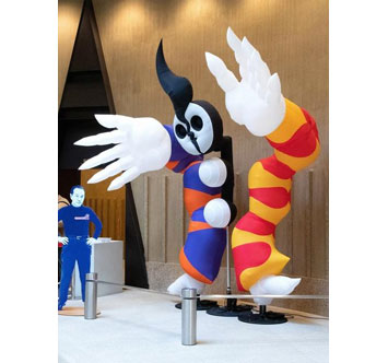 岡本太郎美術館 バボット《よろこび》展示 ～岡本太郎《よろこび》より