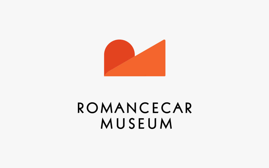 ROMANCECAR MUSEUM ロゴ