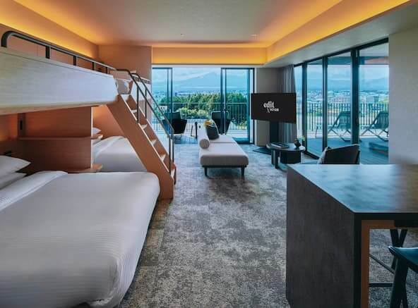 edit x seven 富士御殿場