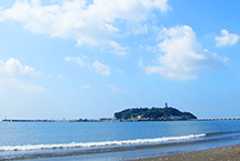 A set of Enoshima Escar and Enoshima Sea Candle tickets is recommended for those who want to enjoy Enoshima easily and cheaply.