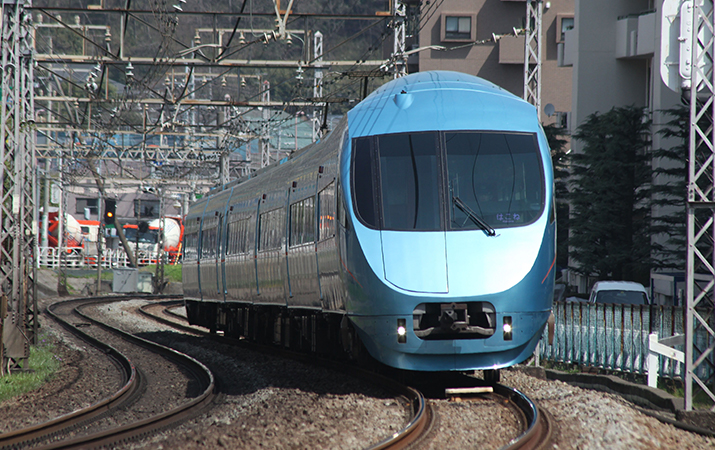 小田急"浪漫"特快 60000型MSE车