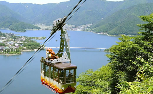 Kachi-Kachi山的空中缆车