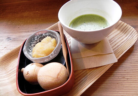 Seasonal monaka pastries filled with bean paste.